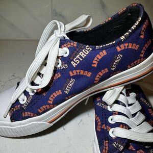 Houston Astros Women’s low cut shoes size 6